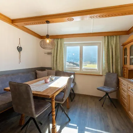 Lejlighed In Near Lift *