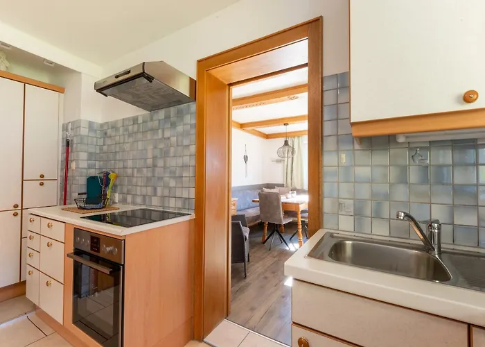 公寓 In Near Lift *